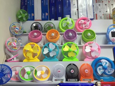 迷你小風扇批發(fā) 環(huán)保USB風扇批發(fā) 深圳USB風扇廠家-深圳市宇創(chuàng)德電子科技提供迷你小風扇批發(fā) 環(huán)保USB風扇批發(fā) 深圳USB風扇廠家的相關介紹、產(chǎn)品、服務、圖片、價格手機內(nèi)存卡 手機移動電源 藍牙音箱 讀卡器 數(shù)據(jù)線、手機移動電源 手機內(nèi)存卡 禮品U盤 藍牙音箱 手機數(shù)據(jù)線 讀卡器、
